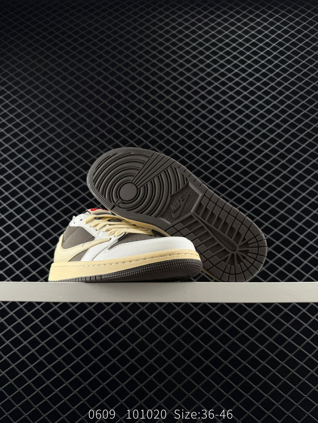 Travis Scott x Air Jordan 1 ” Reverse Mocha “